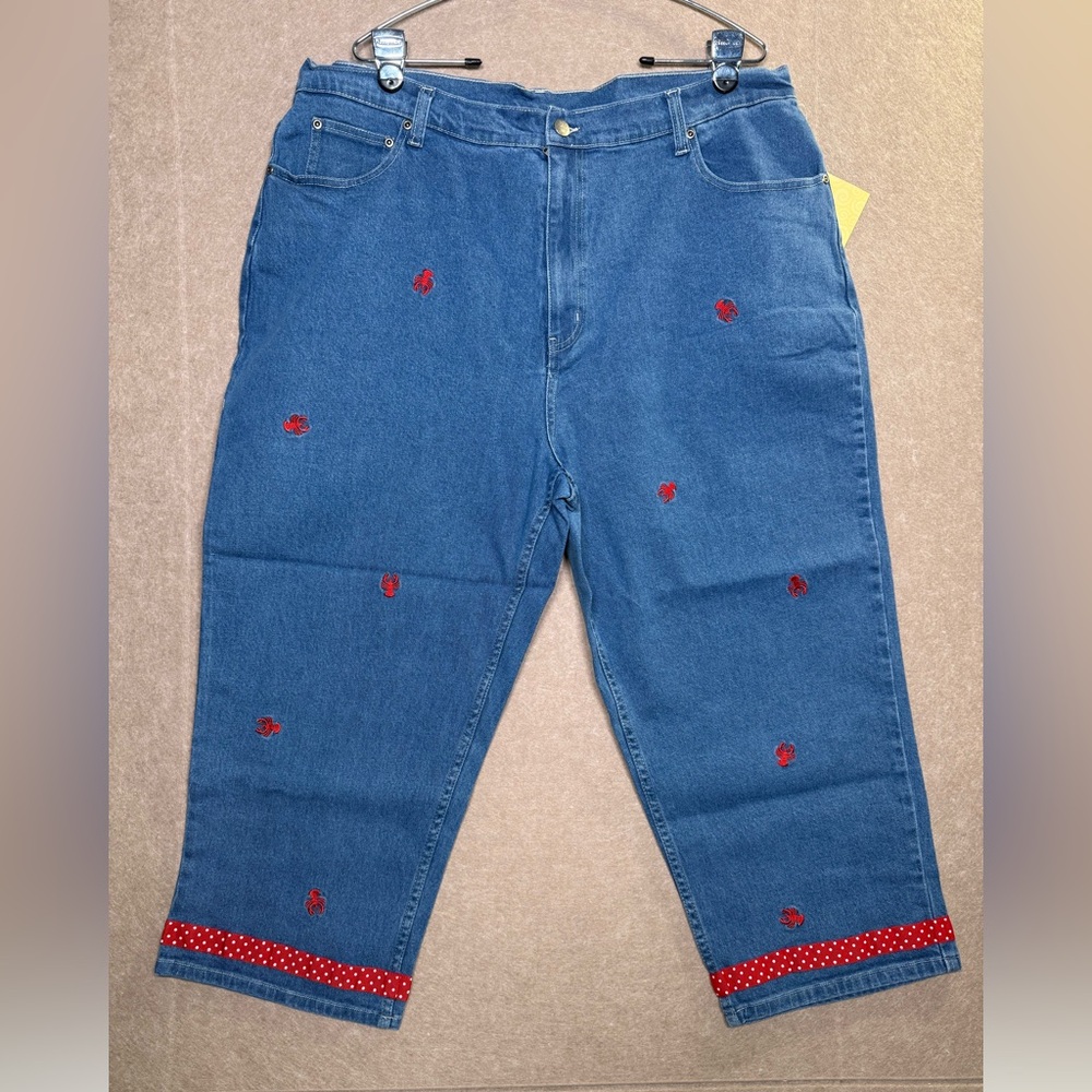 Quacker Factory Lobster Embroidered Stretch, Crop Jeans Med Wash Denim 22W